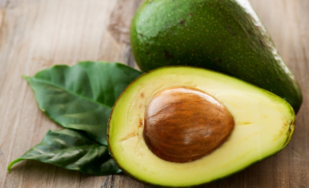 Това което наричаме авокадо е плодът на дървото от авокадо