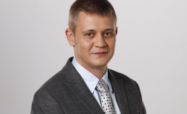 Веселин Жечев е на 44 години семеен Както сам казва