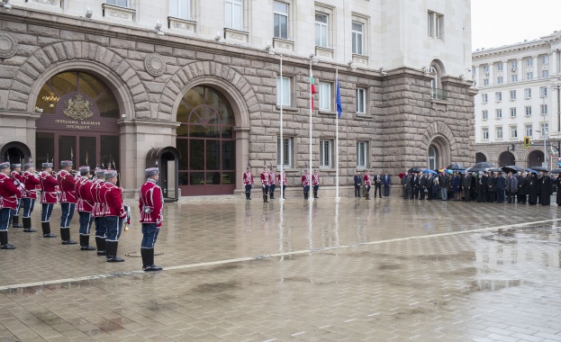 В Деня на народните будители държавният глава Румен Радев участва
