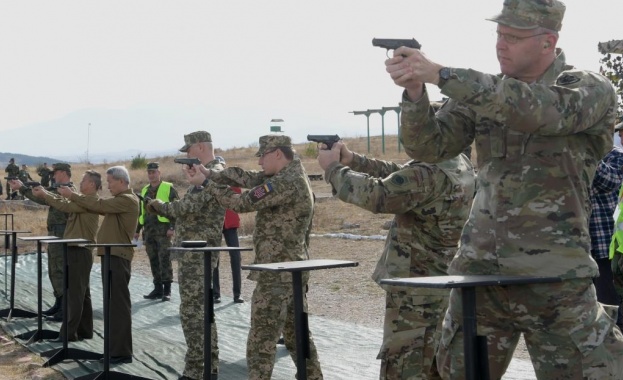 Като цяло годината е добра за нас Успешно продължаваме да