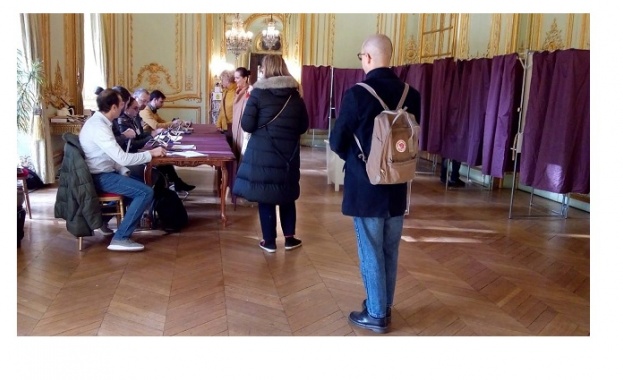 Румъния гласува днес на първи кръг за избор на президент