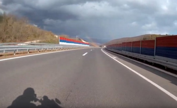 Пътна такса по новооткритата отсечка на магистралата от българската граница