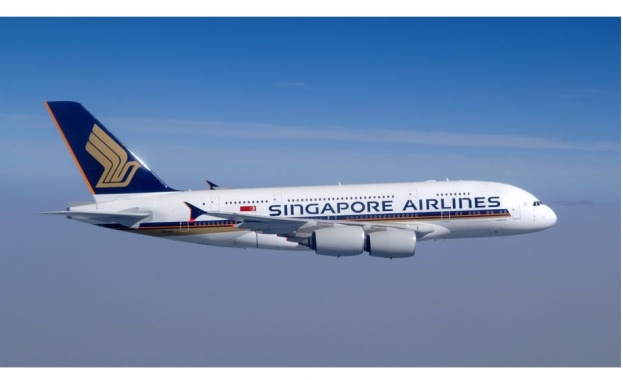 Служител на най голямото летище в Сингапур който работел в секцията