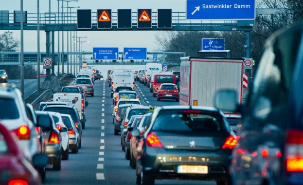 Президентът на САЩ Доналд Тръмп ще отложи налагането на мита
