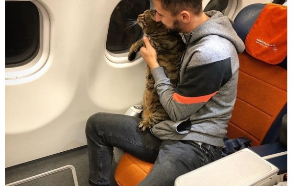 Руската авиокомпания Аерофлот отне точките за вярност на пътник излъгал