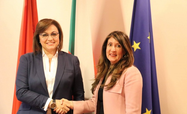 Председателят на НС на БСП Корнелия Нинова се срещна с