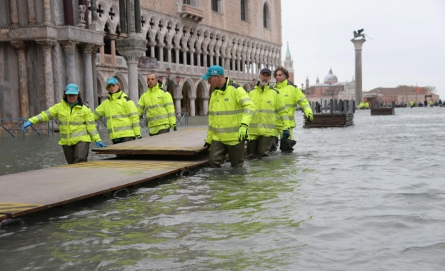 Във Венеция днес се очаква покачване на нивото на водата