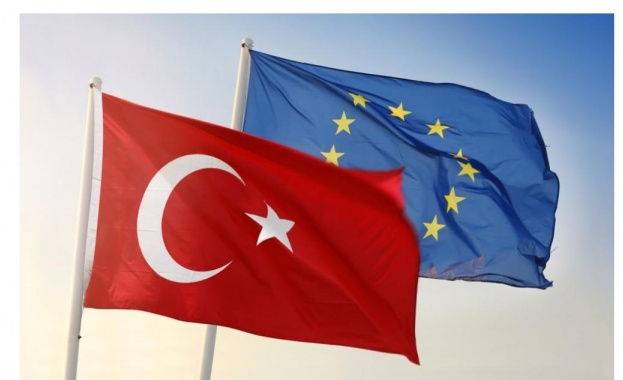 Външният министър на Турция критикува председателят на Европейския парламент за
