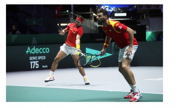 Испания победи Хърватия в мач от груповия етап на Купа