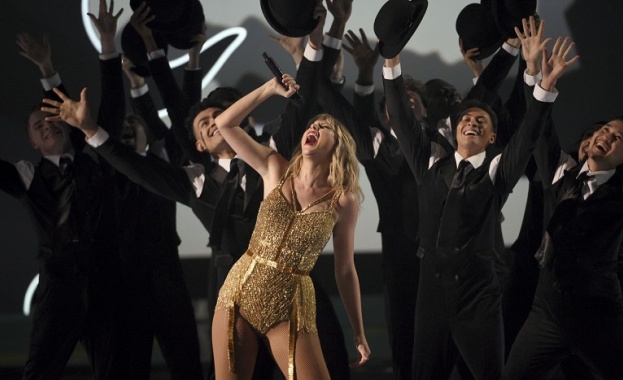 Тейлър Суифт спечели общо шест награди на церемонията на Американските