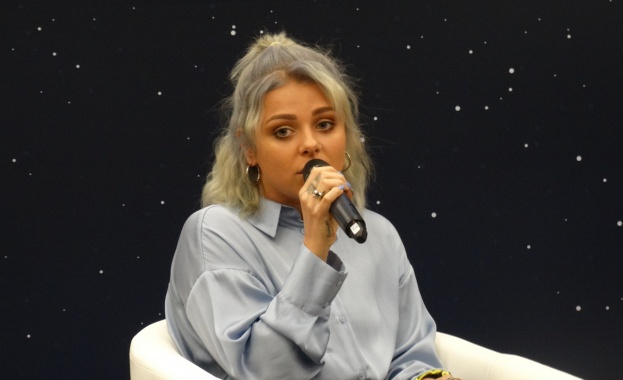 Виктория Георгиевa VICTORIA ще бъде българският представител на Евровизия