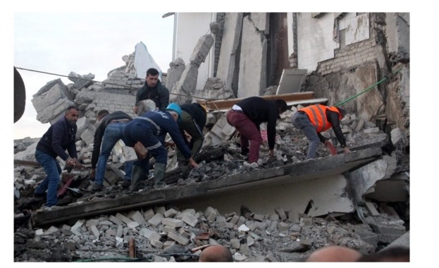 Европейският съюз остава на разположение на Албания след земетресението което