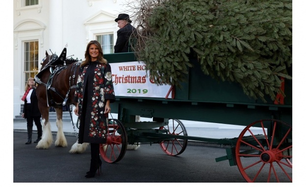 Това е сезонът за ботуши бе мотото на Мелания Тръмп