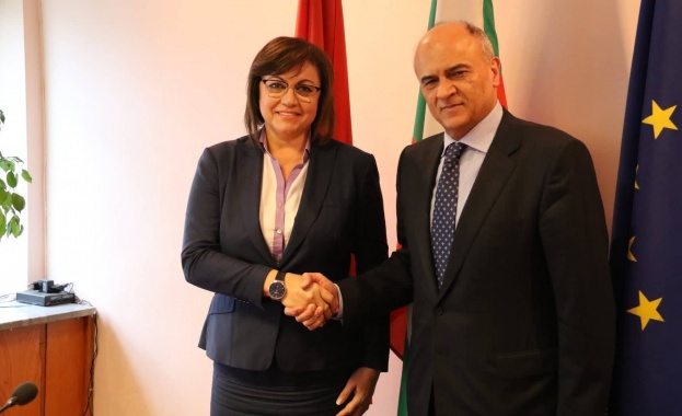 Лидерът на БСП Корнелия Нинова се срещна с новоназначения посланик