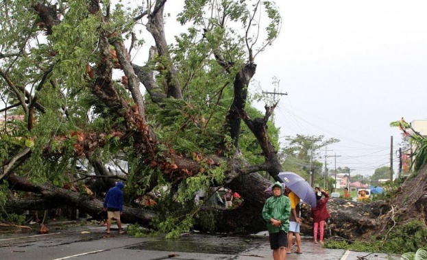 Двайсет и осем души са загинали при преминаването на тайфуна