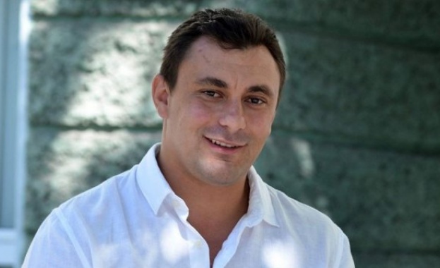 Емил Костадинов е новият областен управител на Перник Той бе