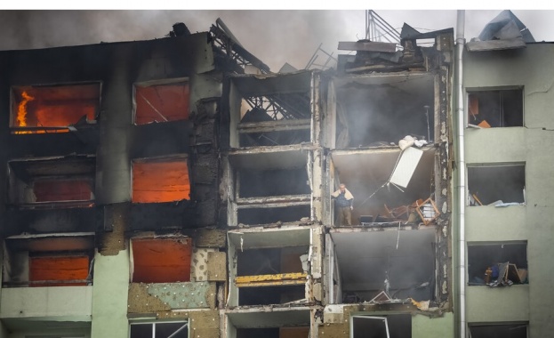 Най малко седем души загинаха а десетки бяха ранени при газовата