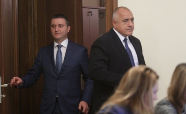 Премиерът Бойко Борисов и финминистърът Владислав Горанов се оказаха страховит