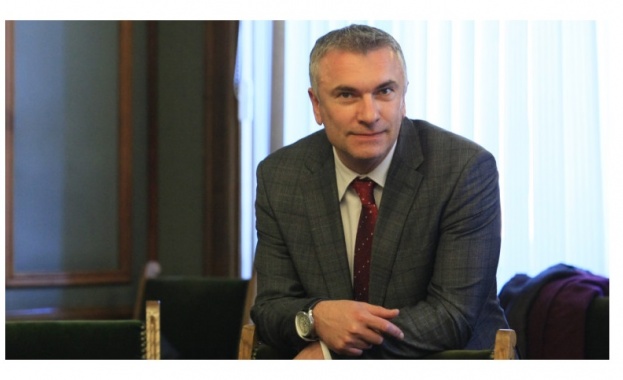 Кабинетът Борисов 3 действа на принципа проба грешка по