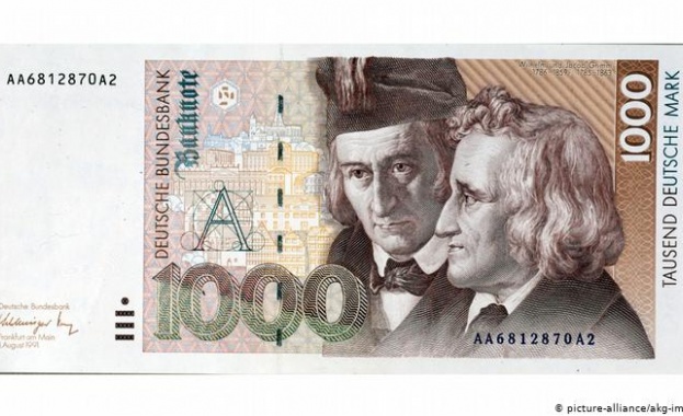 Германец остана силно изненадан след като откри дебела пачка банкноти