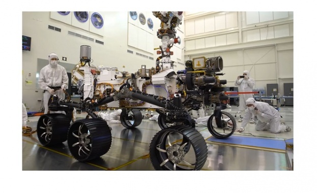 НАСА представи новия си роувър Марс 2020 който е почти