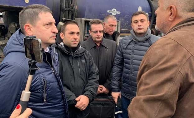 Премиерът Бойко Борисов пристигна в Перник за заседанието на кризисния