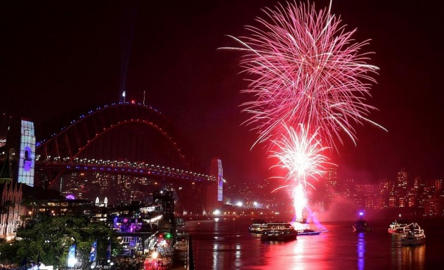 Хиляди семейства се сбраха на пристанището в Сидни за да