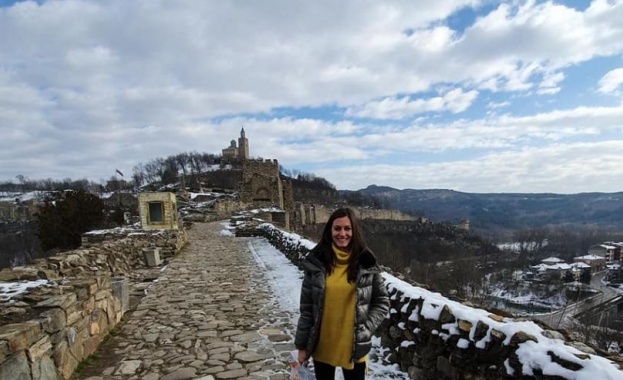 Във Велико Търново посрещнаха с почести първият посетител на историческата