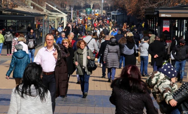 Всеки пети жител на Европейския съюз се оплаква от прекалено