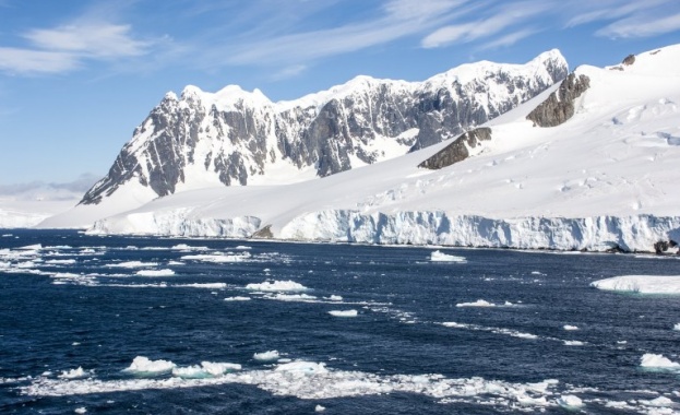 Международен екип от учени започва изследване на ледовете на Антарктида