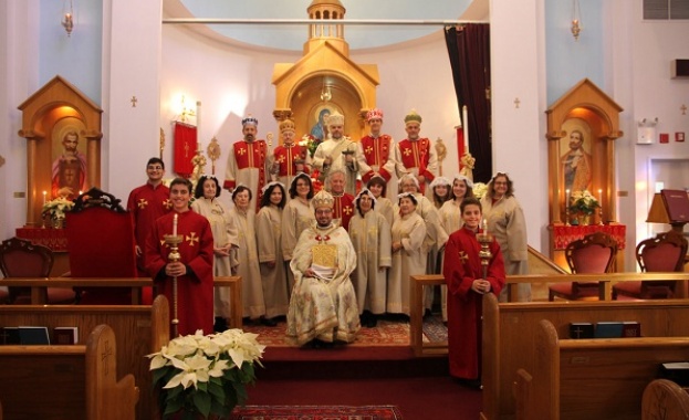 Арменците празнуват Бъдни тази вечер 5 януари От 1717