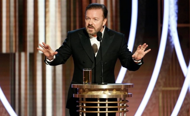 С черен хумор и груби шеги засипа филмовите звезди и