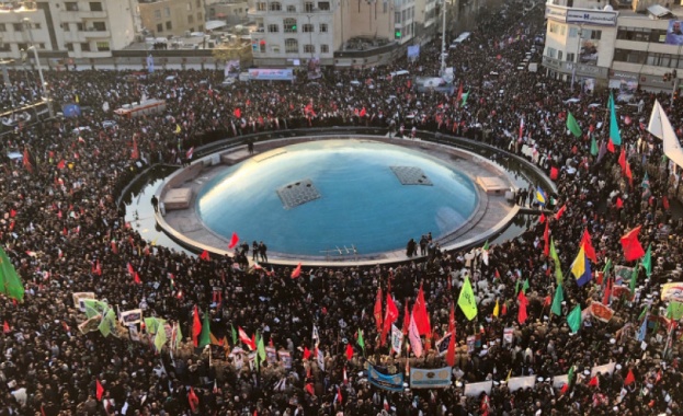 Върховният лидер на Иран аятолах Али Хаменей оглави днес молитва