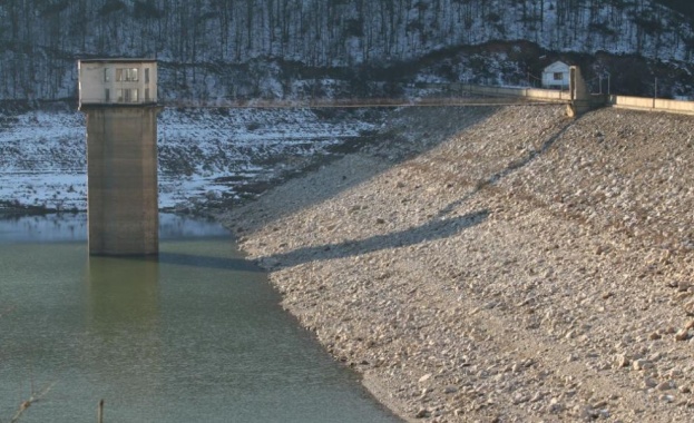 Твърденията на кмета на община Ботевград Иван Гавалюгов че ВЕЦ