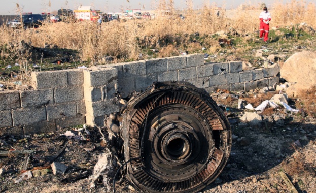 Техническа неизправност е най вероятната причина за катастрофата на украински пътнически