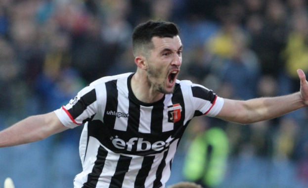 Футболистът на Локомотив Пловдив Ален Ожболт премина в редиците на