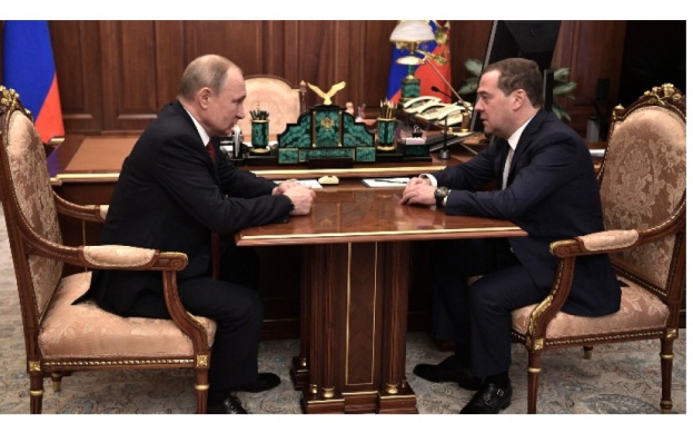 Руският премиер Дмитрий Медведев съобщи днес на среща на президента