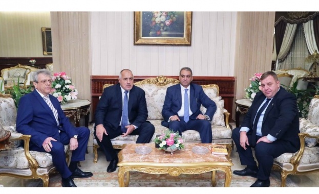 Министър председателят Бойко Борисов пристигна в Египет където утре по покана