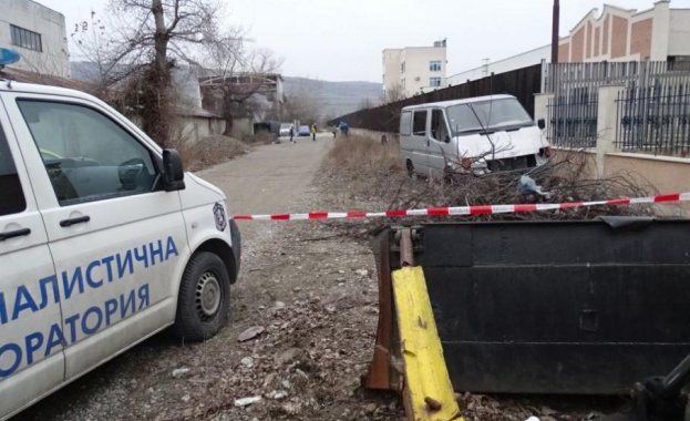 Най малко половин милион лева е щетата от обира на