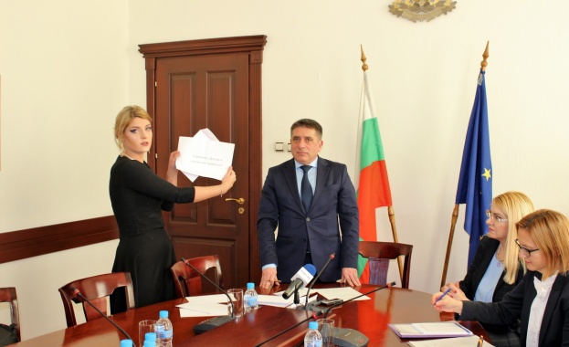 Днес в присъствието на министъра на правосъдието Данаил Кирилов заместник министър