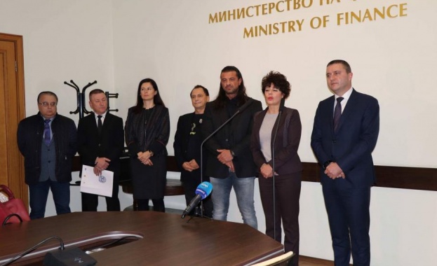 Аргументите на бизнеса за удължаването на срока за влизане в