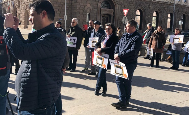 Машинното гласуване в България е въведено но не е приведено