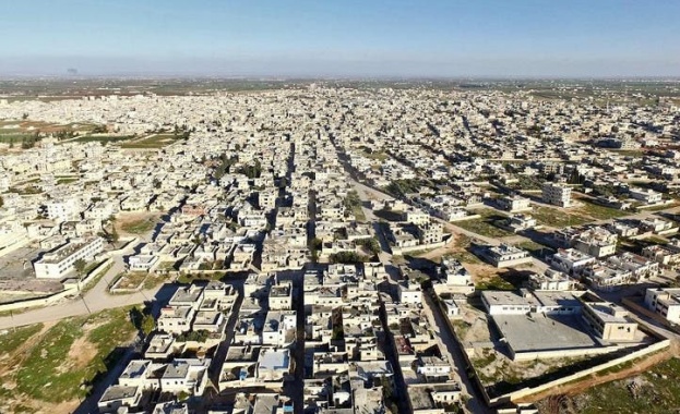 Турска военна колона е пресякла границата със Сирия съобщи днес