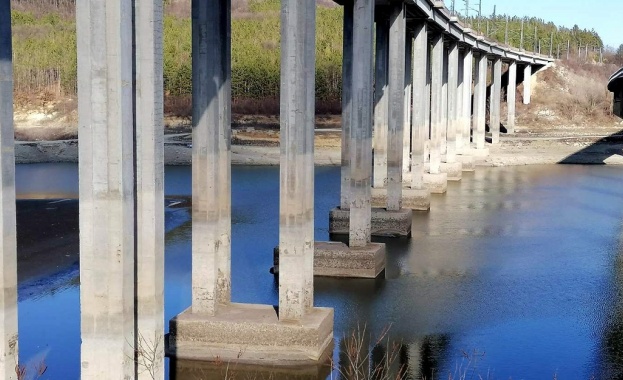 Язовир Цонево известен още през годините с непроменено име язовир
