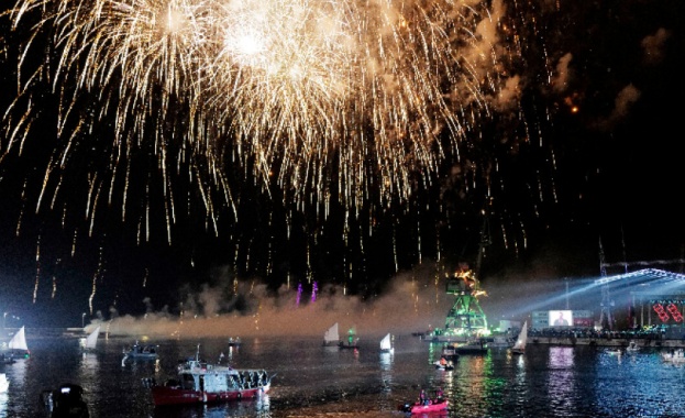 Хърватският пристанищен град Риека на брега на Адриатическо море пое