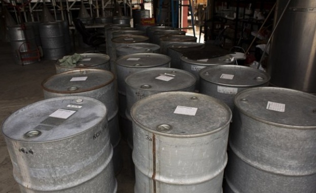 Ежедневното потребление на суров петрол в Китай е спаднало с