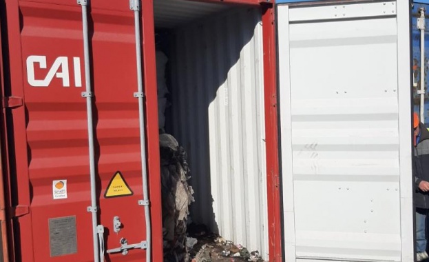 Тази сутрин под ръководството на Районната прокуратура във Варна започнаха