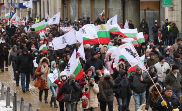 Падна блокадата на Орлов мост и движението вече е възстановено