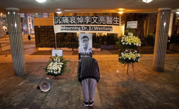 Смъртта на лекаря който първи алармира за наличието на неизвестен