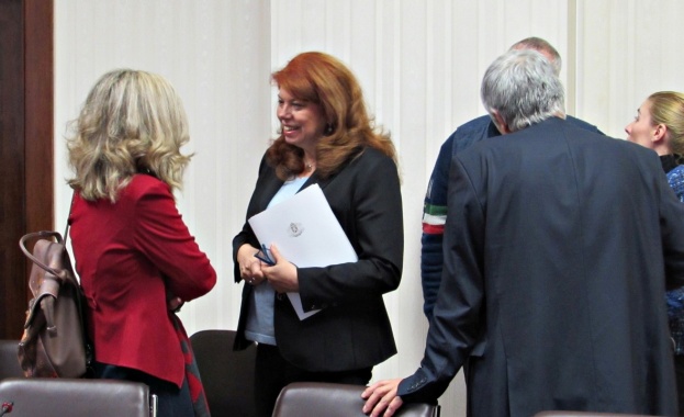 На поредното си заседание Съветът за работа с българите в